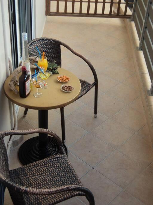 The Getaway Apartment Agia Marina  Ngoại thất bức ảnh