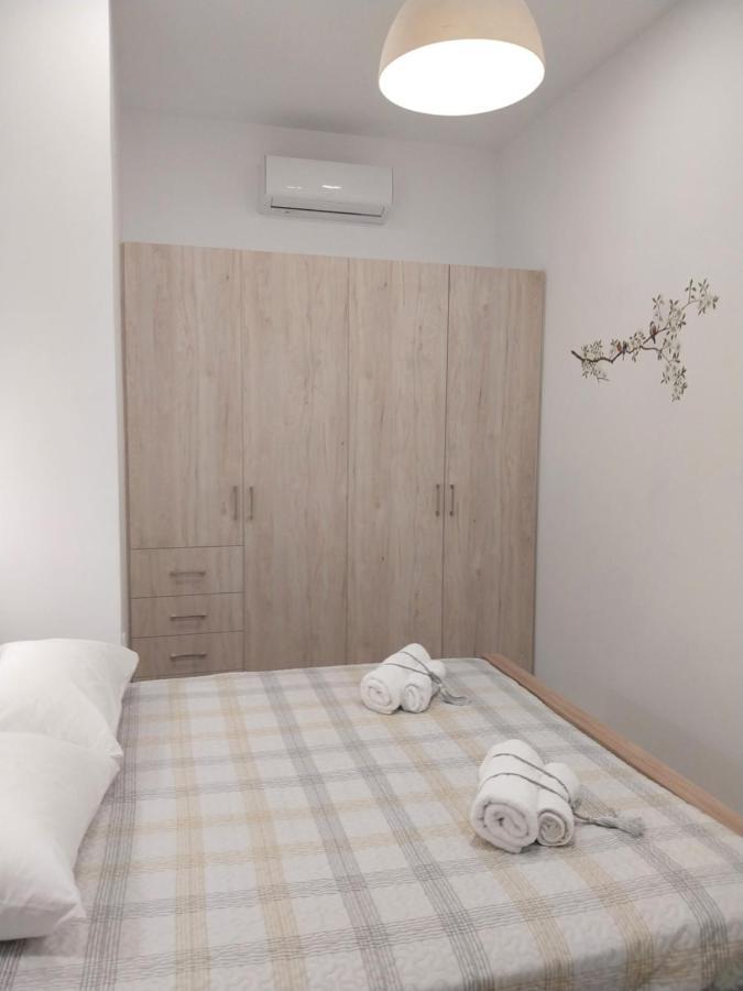 The Getaway Apartment Agia Marina  Ngoại thất bức ảnh