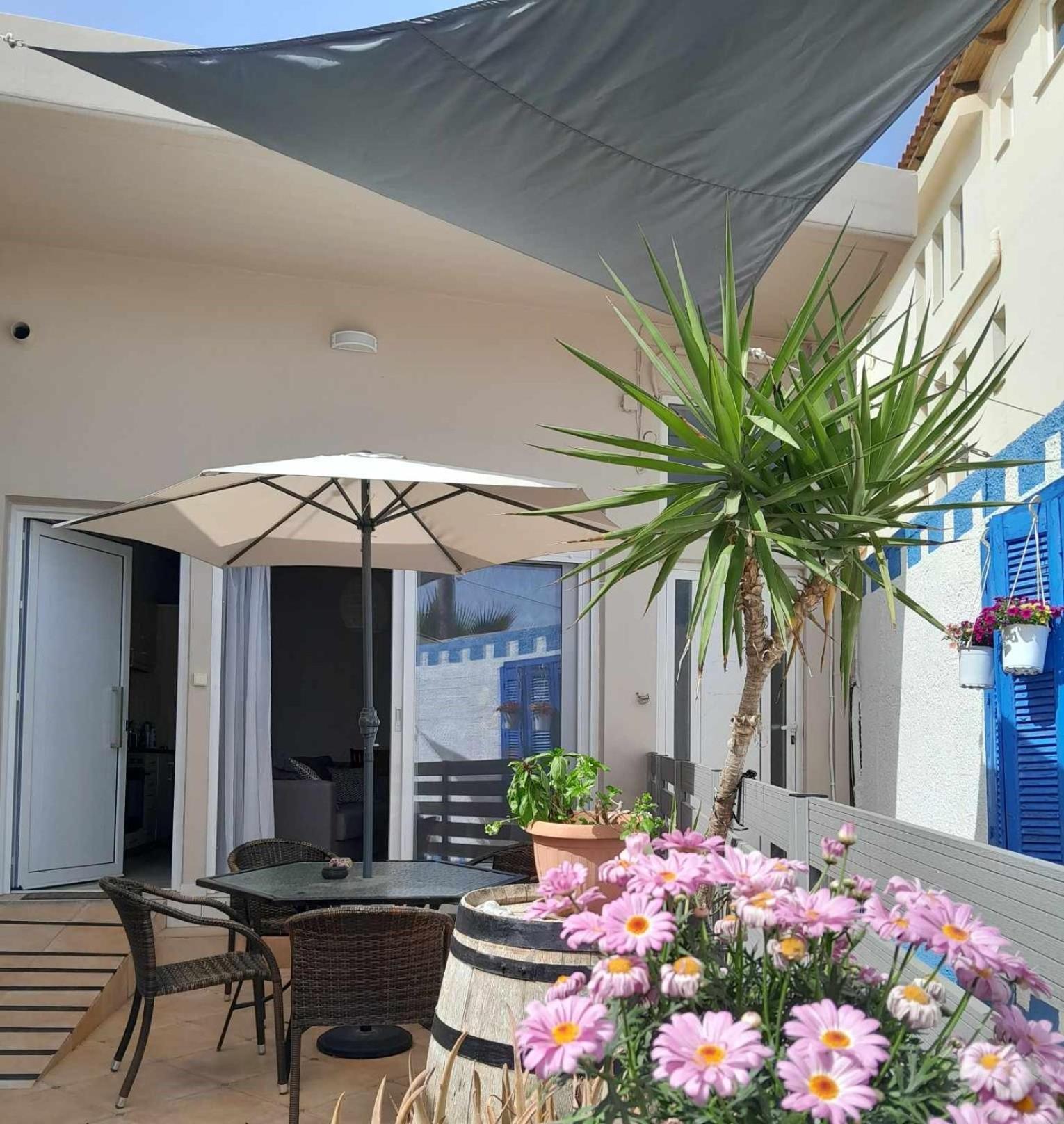 The Getaway Apartment Agia Marina  Ngoại thất bức ảnh