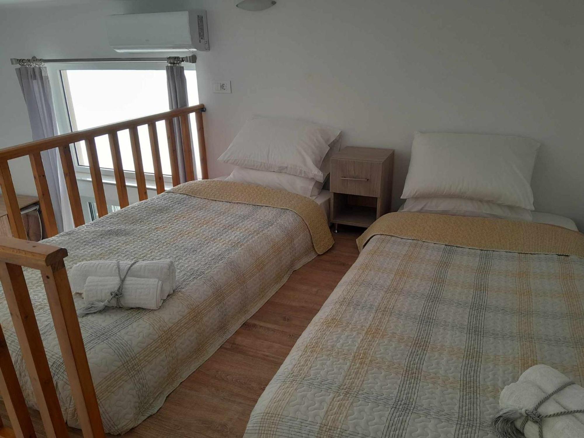 The Getaway Apartment Agia Marina  Ngoại thất bức ảnh